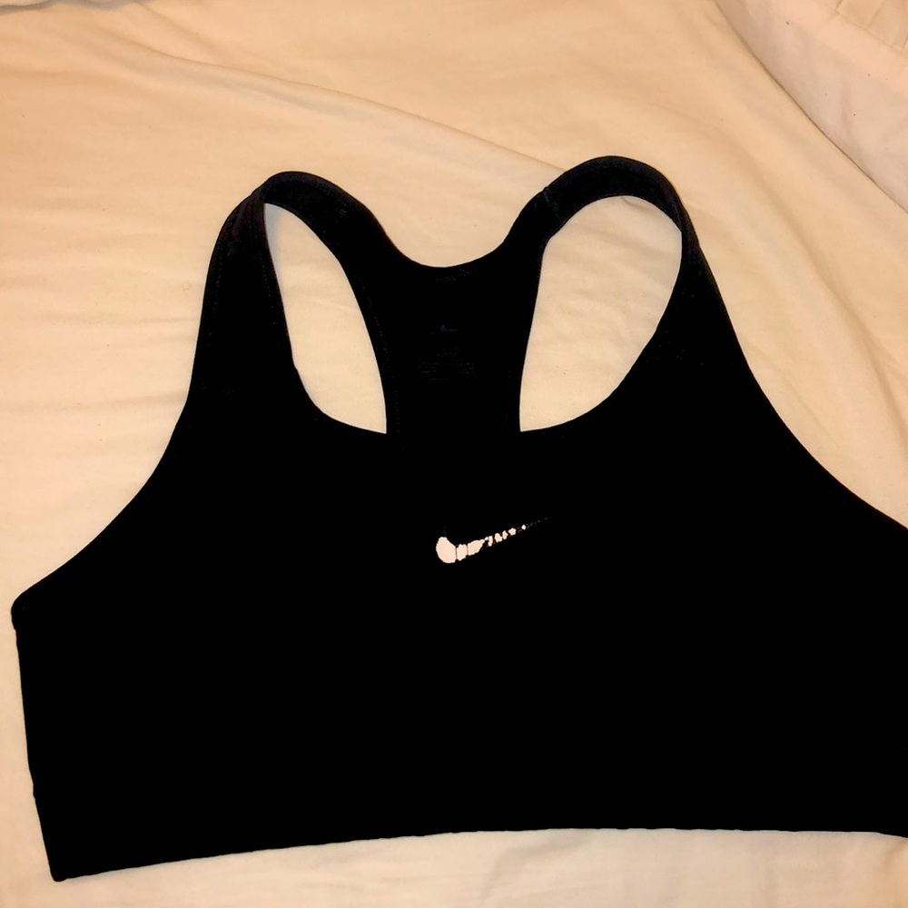 nike sports bra